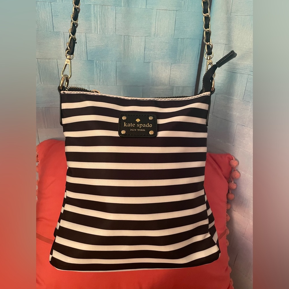 Kate Spade Striped Sling Crossbody
Bag Striped NWOT